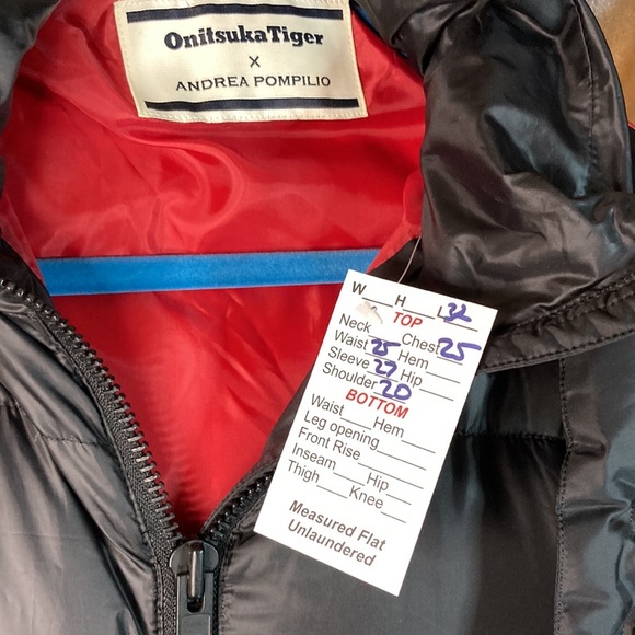 onitsuka tiger andrea pompilio puffer black with red lining. Down filled XL W - Picture 2 of 10